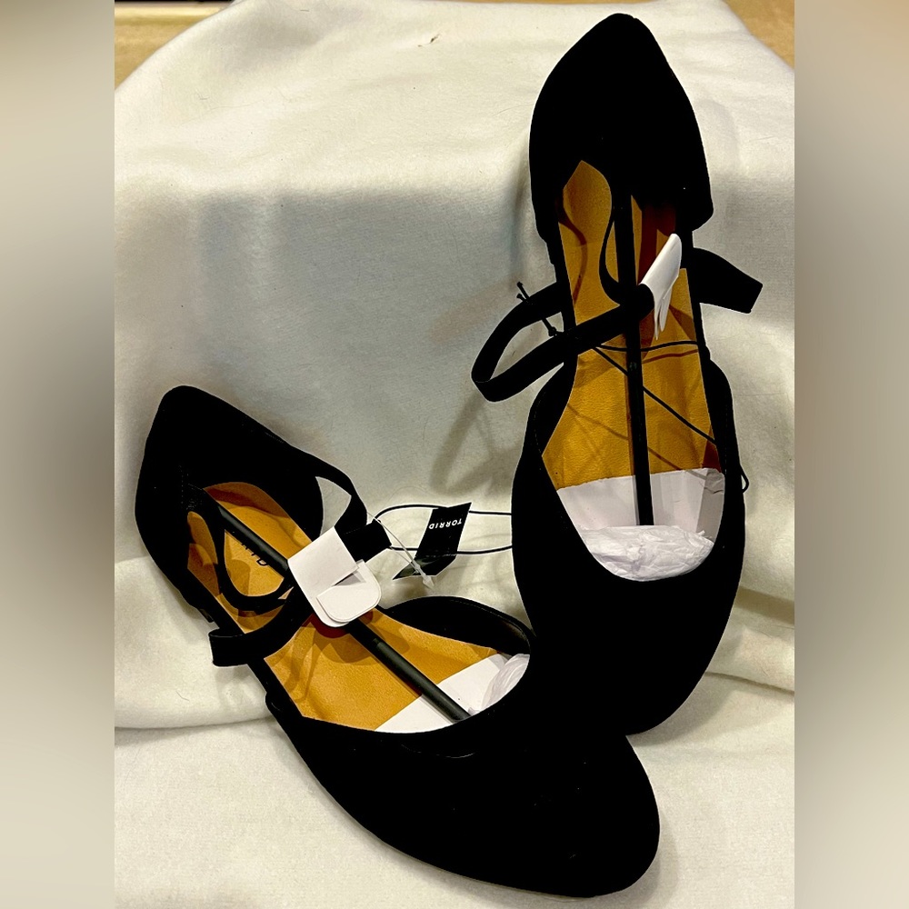 Torrid Shoes- New with Tags- black double cross strap with almond toe size 10
